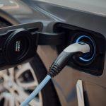 ВЭФ-2021. Роснефть и РусГидро договорились о сотрудничестве в области развития зарядной инфраструктуры для электромобилей