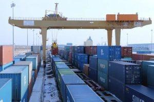 Крупнейший порт Китая задерживает импортный груз без контейнеров
