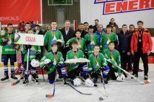 Команда камышловского детского дома «Скала» стала победителем хоккейного турнира имени Владислава Третьяка