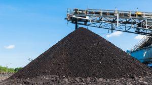 На 10% снизилась добыча угля в Магаданской области