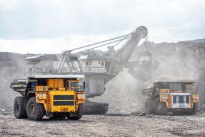 BHP наращивает добычу железной руды на фоне сокращения добычи угля