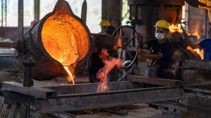 Правительство Турции приказывает некоторым металлургическим предприятиям приостановить производство на несколько дней из-за нехватки газа