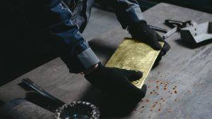 "Полюс" уменьшил выпуск золота на 2%