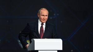 Владимир Путин поздравил коллектив ММК с юбилеем предприятия