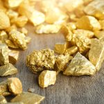 Цена на золото слабо меняется