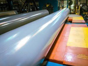Объединенная металлургическая компания (ОМК) освоила производство труб больших диаметров с инновационным двухслойным эпоксидным покрытием